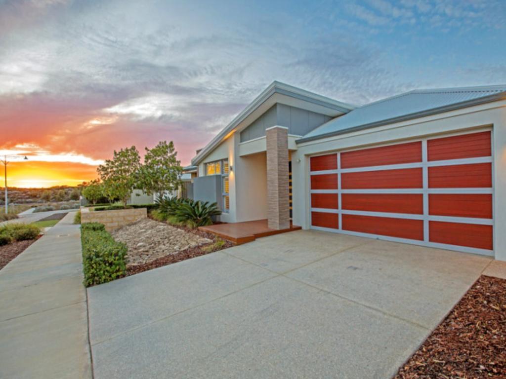 Magnificent Beach Retreat Jindalee Bagian luar foto
