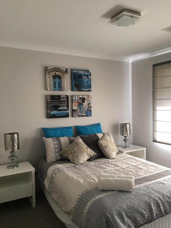 Magnificent Beach Retreat Jindalee Bagian luar foto