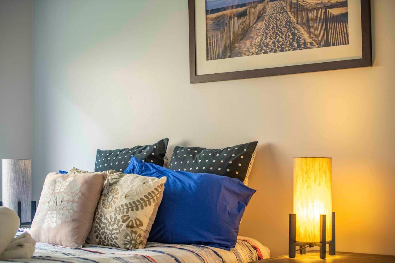 Magnificent Beach Retreat Jindalee Bagian luar foto